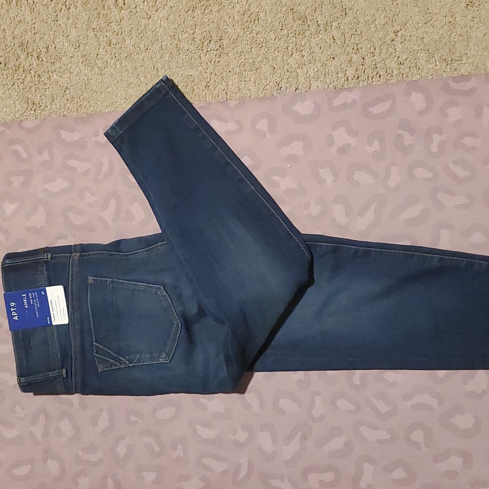 Apt. 9 ankle mid rise tummy control size 6P